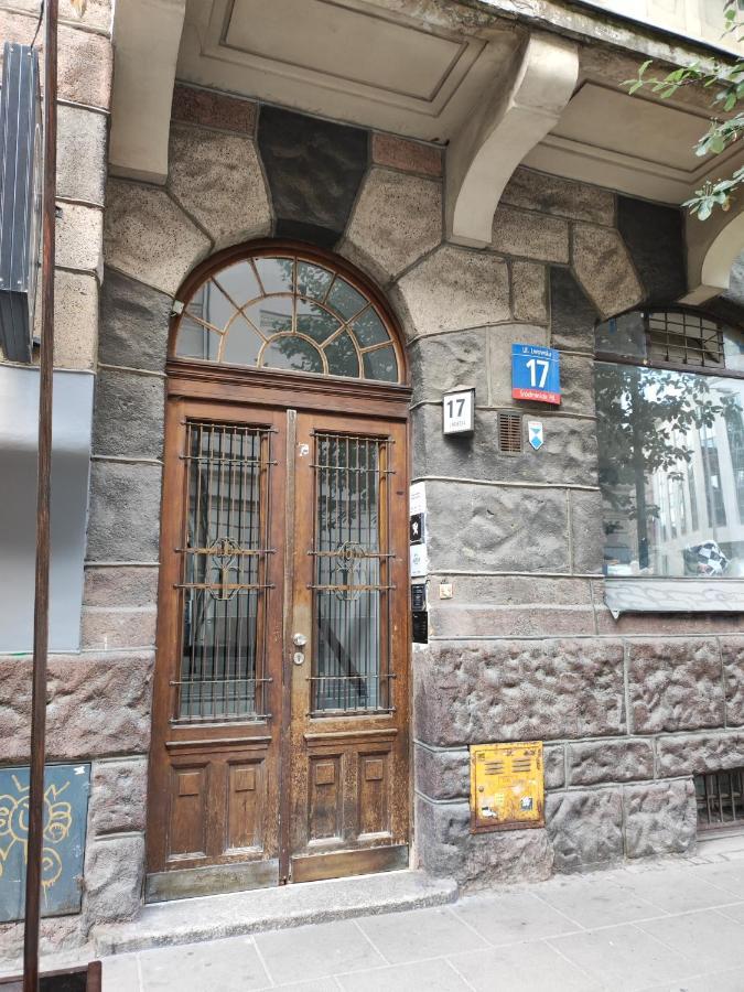 Centrum Artlwowska ワルシャワ エクステリア 写真