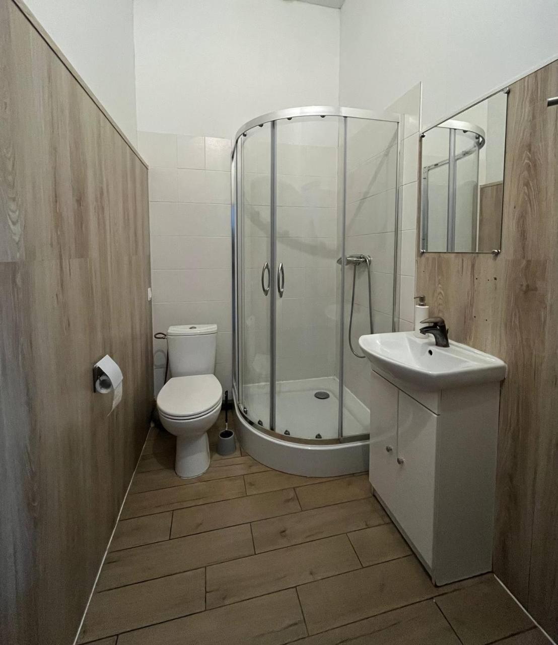 Centrum Artlwowska ワルシャワ 部屋 写真