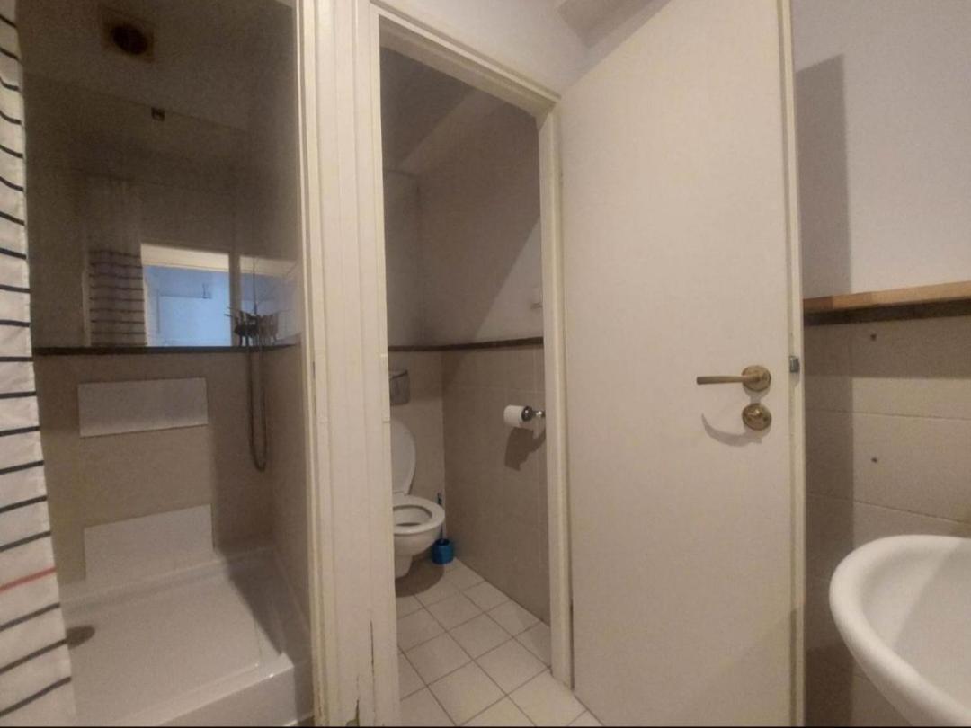 Centrum Artlwowska ワルシャワ 部屋 写真