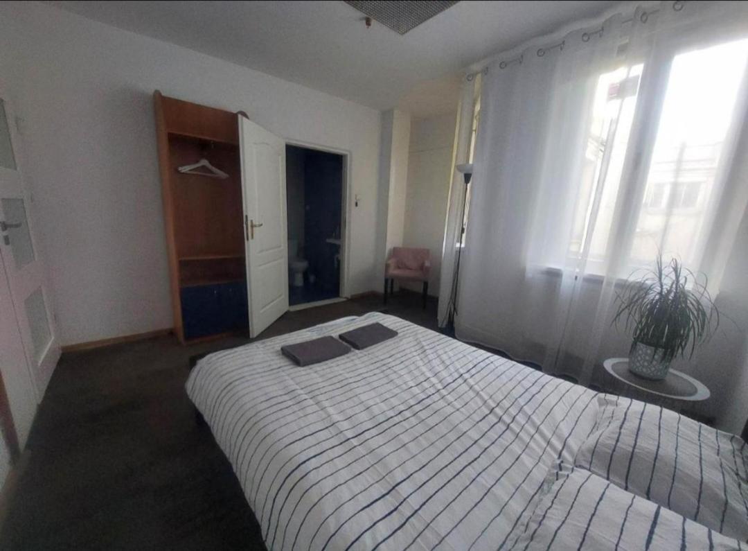 Centrum Artlwowska ワルシャワ 部屋 写真
